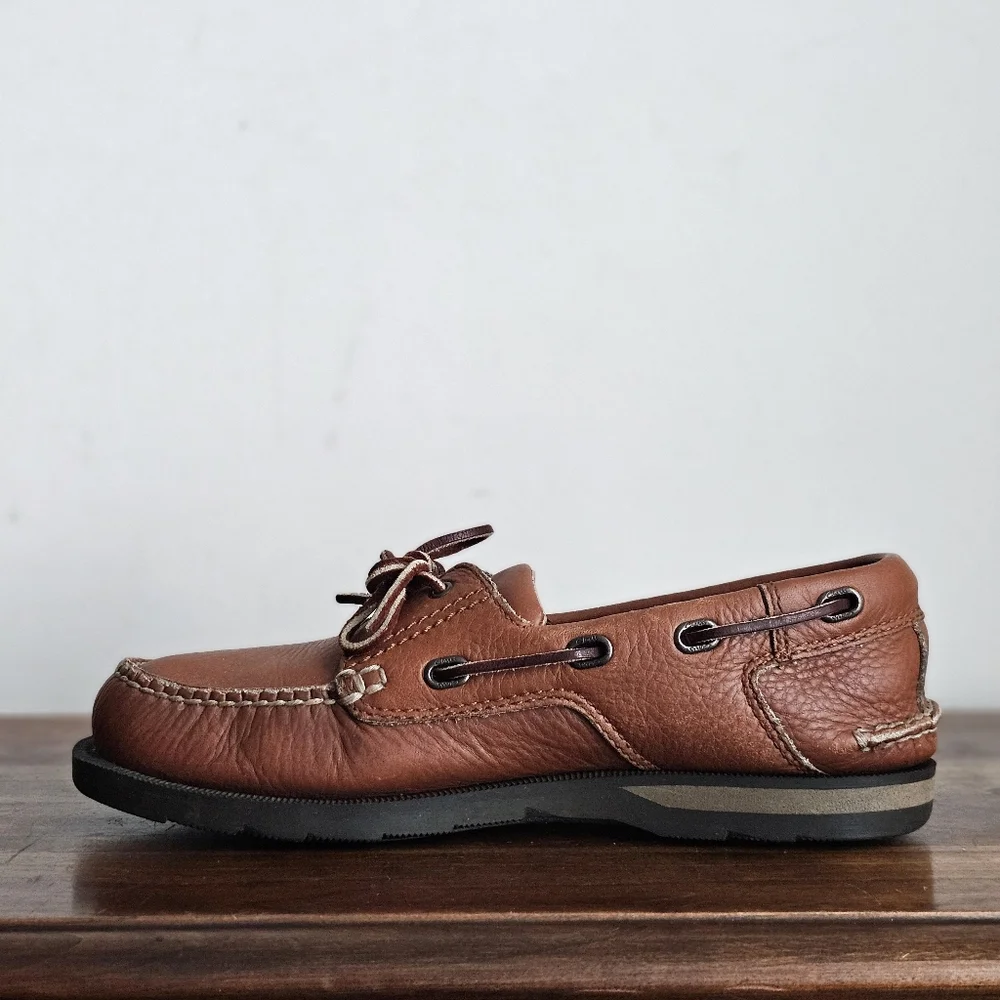 Clarks Brown Leather Boat Shoes Men’s 9M Classic Moc Toe Loafers